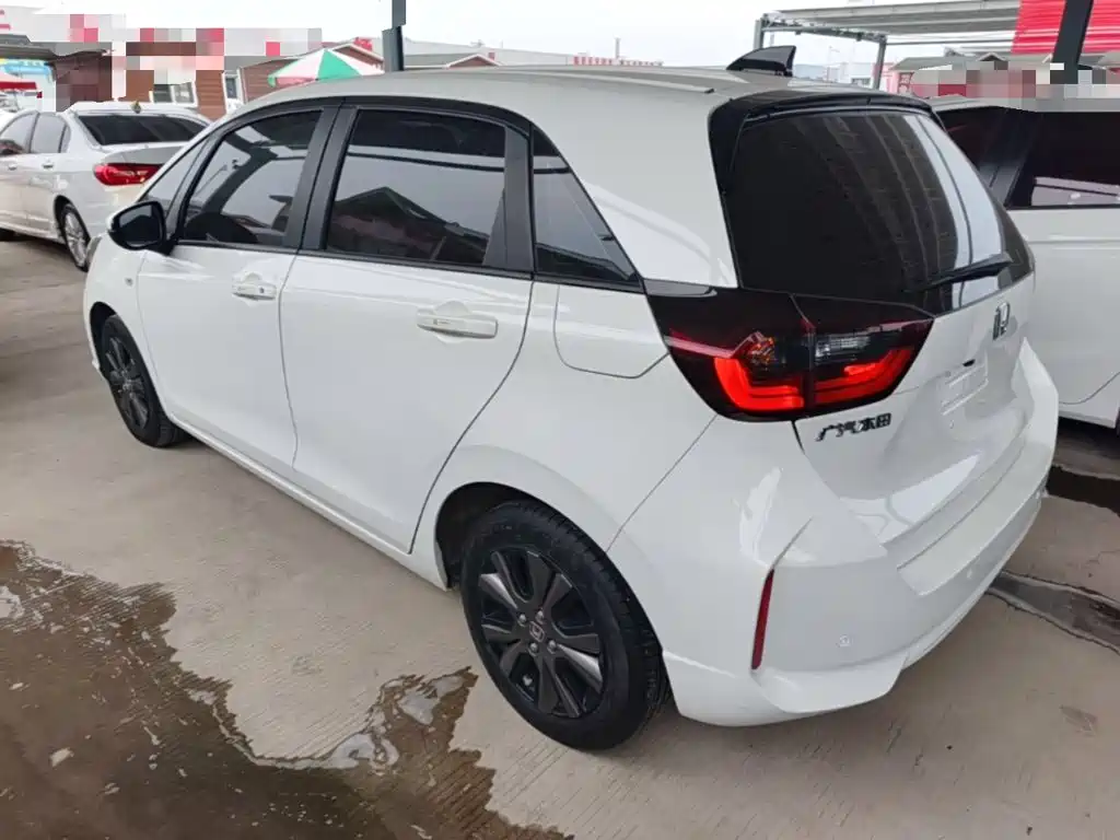 Honda Fit — миниатюра 23