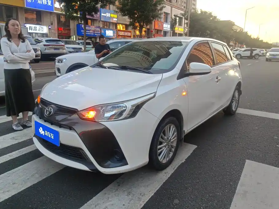 Toyota Yaris L