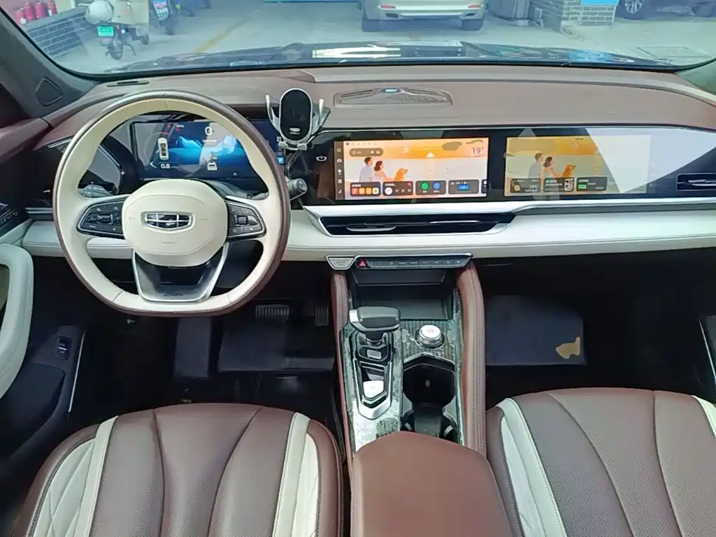 Geely Xingyue L — миниатюра 10