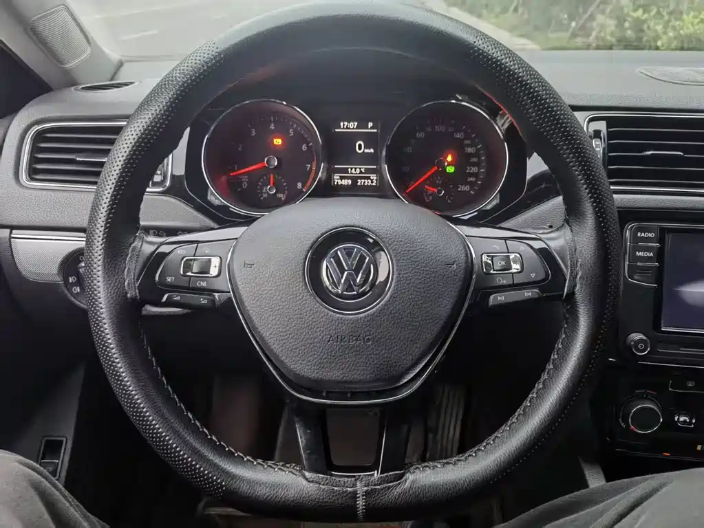 Volkswagen Sagitar — миниатюра 6