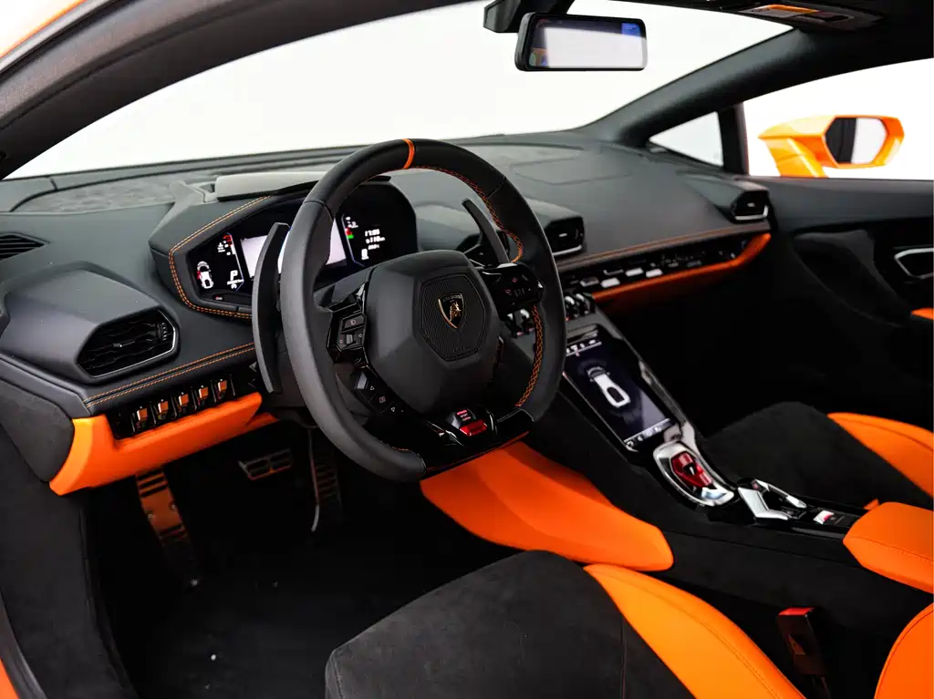 LAMBORGHINI HURACÁN