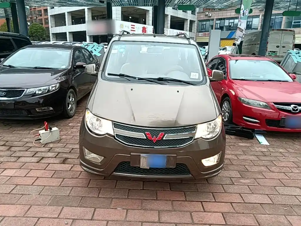 Wuling Hongguang — миниатюра 3