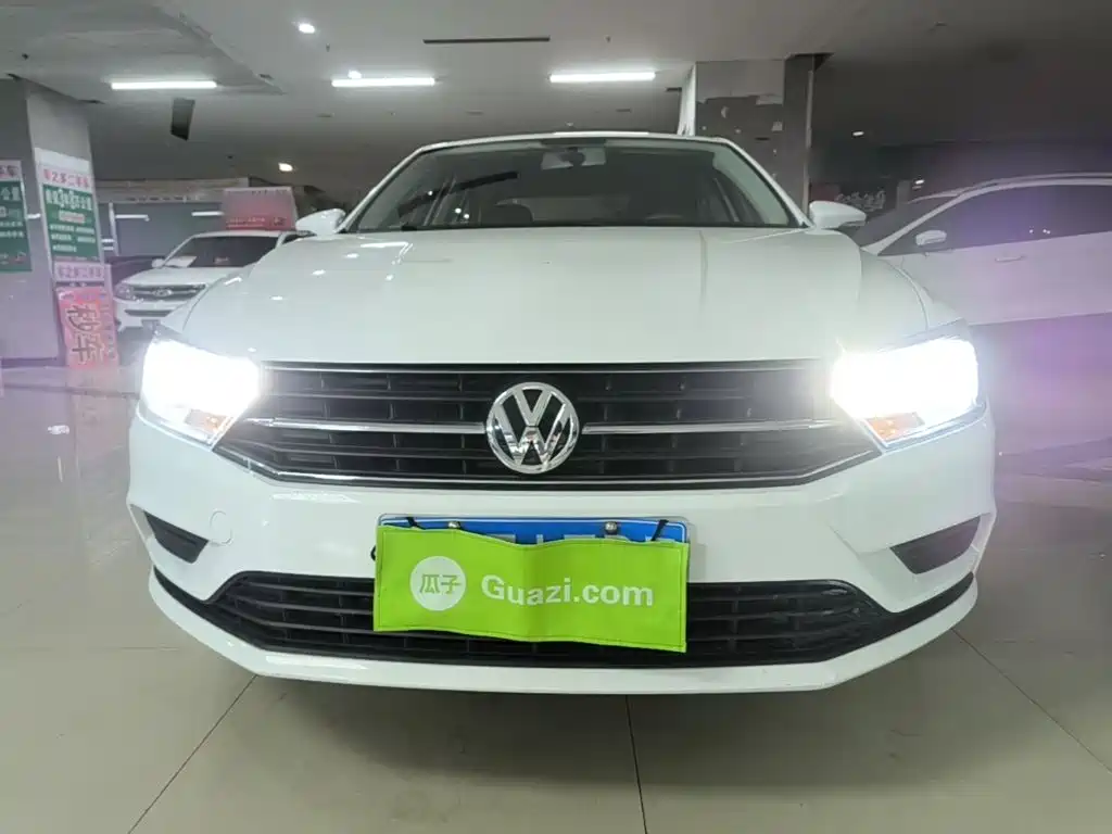 Volkswagen Bora — миниатюра 3