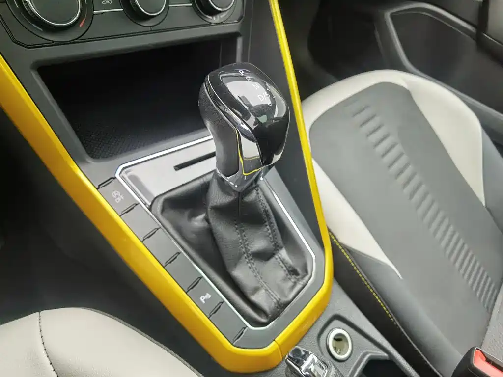 Volkswagen Polo — миниатюра 13