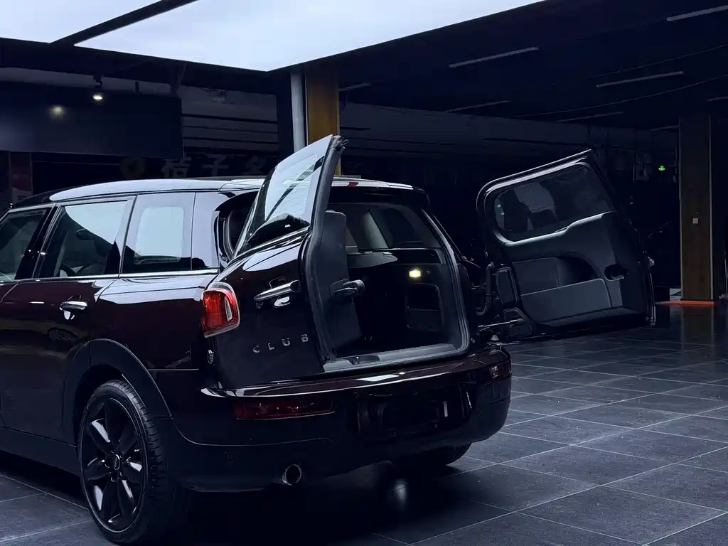 MINI Mini Clubman — миниатюра 5