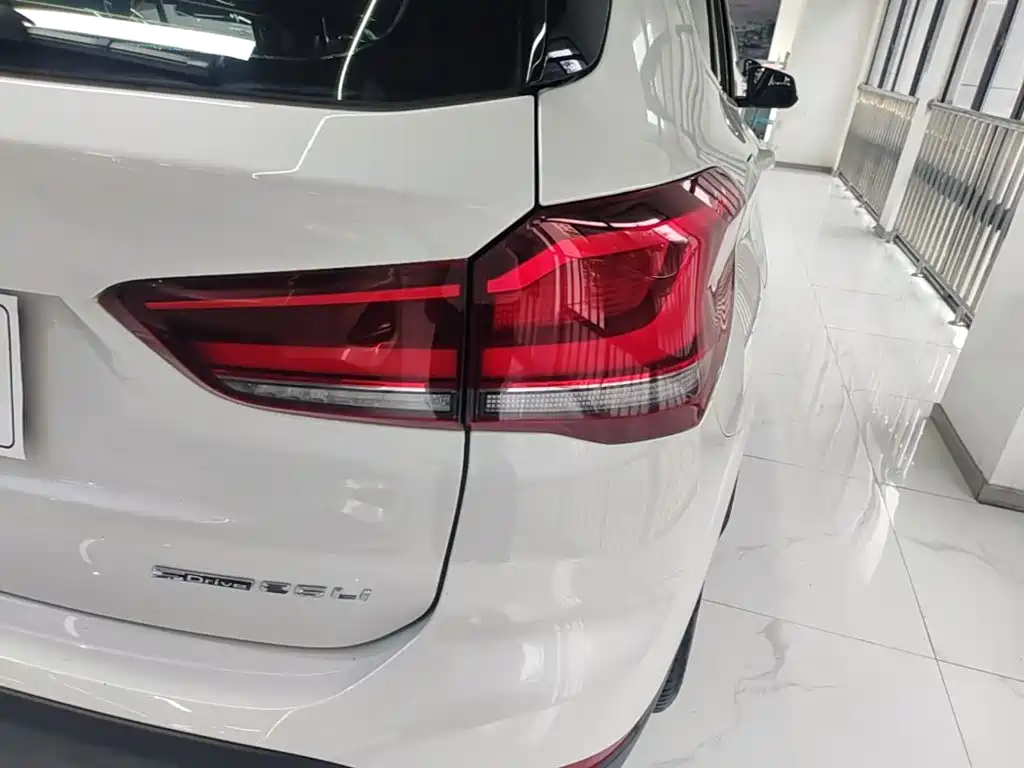 BMW X1 — миниатюра 8