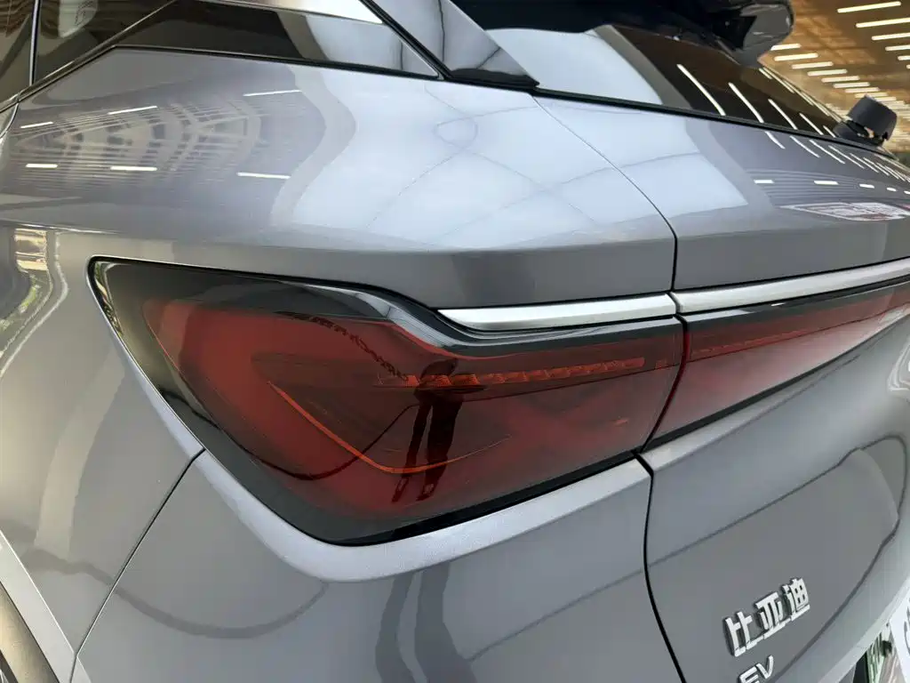 BYD Yuan Plus — миниатюра 15