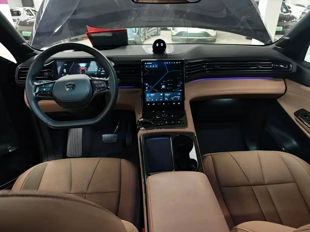 NIO ES8 — миниатюра 10