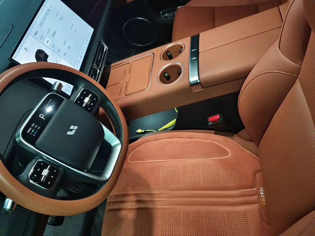 Li Auto Li L6 — миниатюра 3