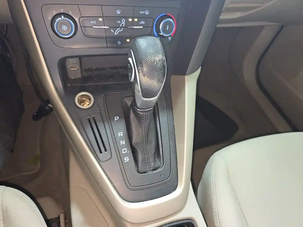 Ford Focus — миниатюра 19