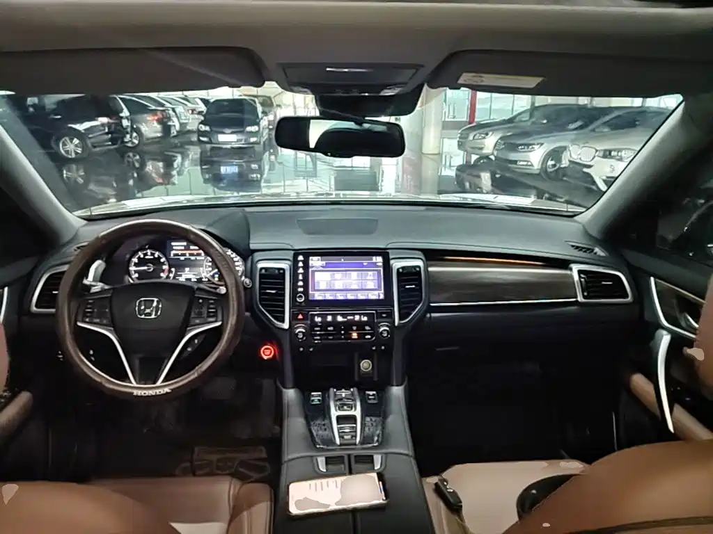 Honda UR-V — миниатюра 10