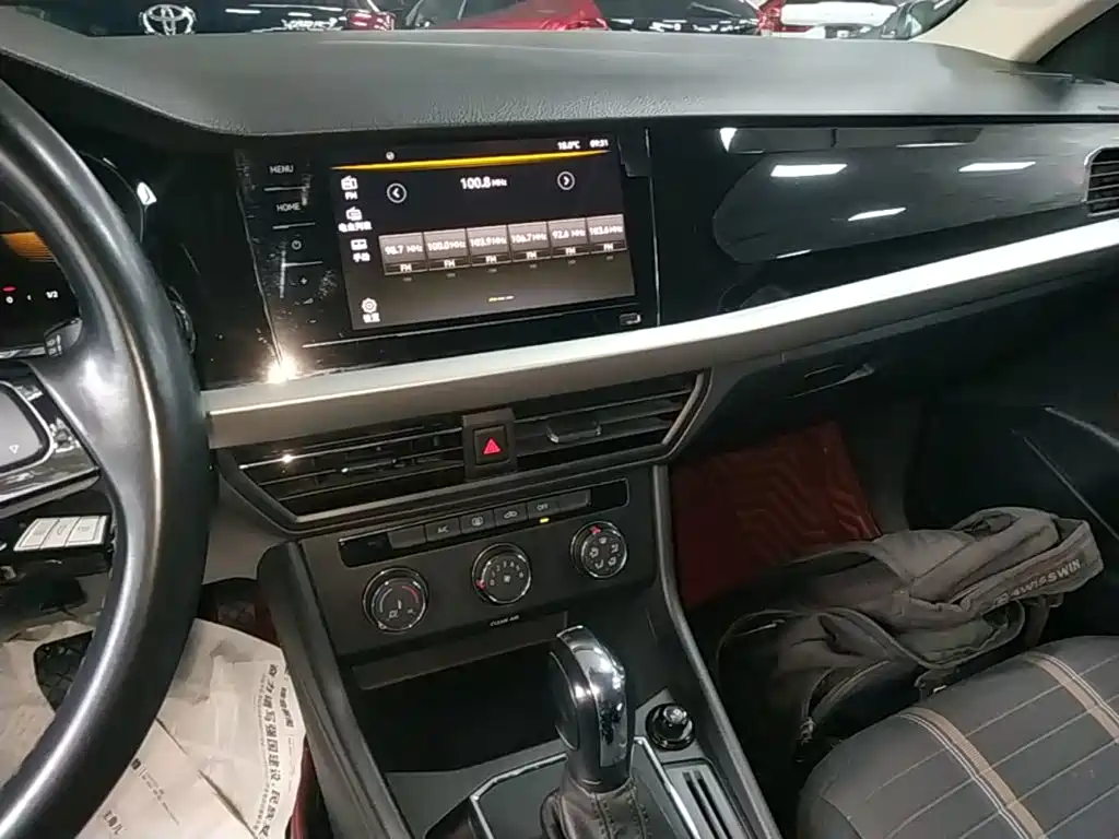 Volkswagen Lavida — миниатюра 13