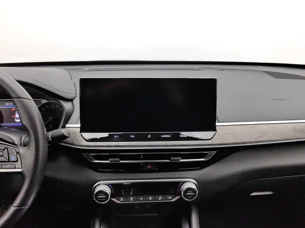 Nissan Teana — миниатюра 12