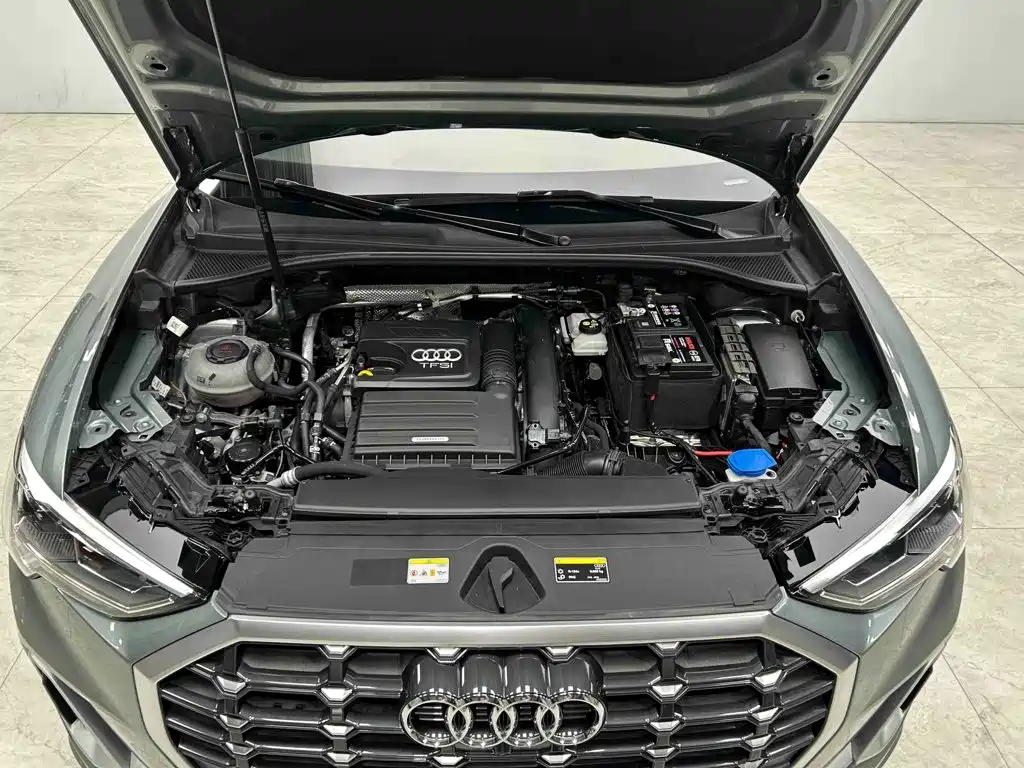 Audi Q3 — миниатюра 11