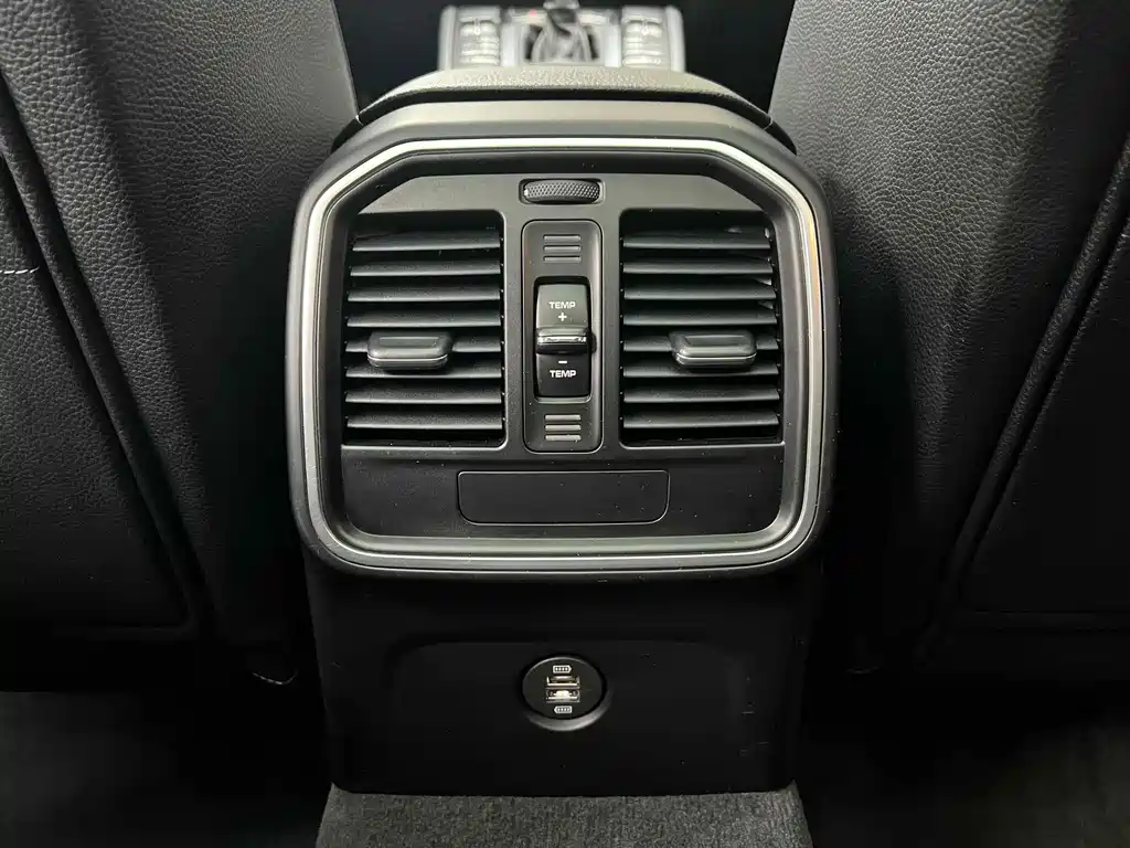 Porsche Macan — миниатюра 18