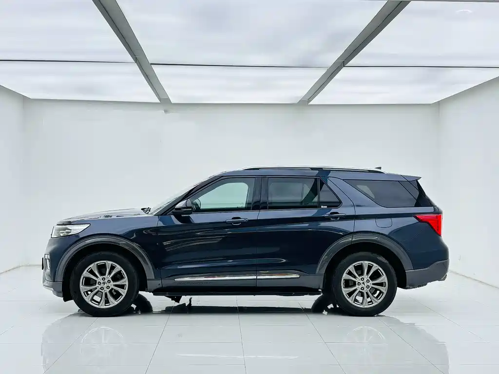 Ford Explorer — миниатюра 4