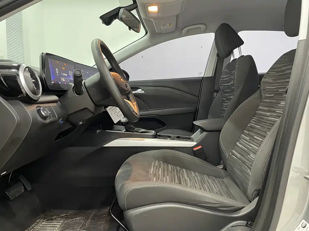 Chevrolet Monza — миниатюра 6