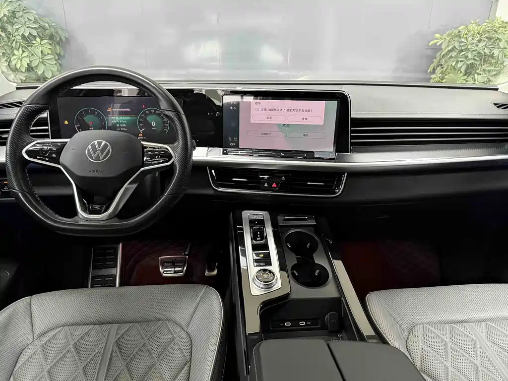 Volkswagen Tavendor 2024 380TSI R-Line