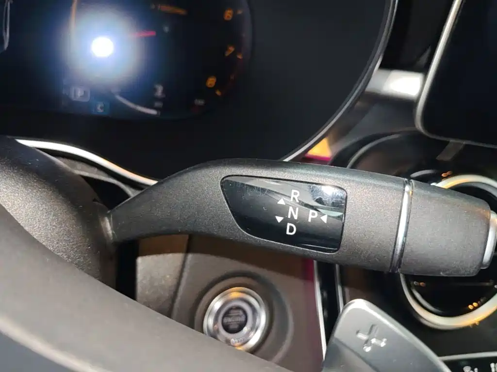 Mercedes-Benz C-Class — миниатюра 14