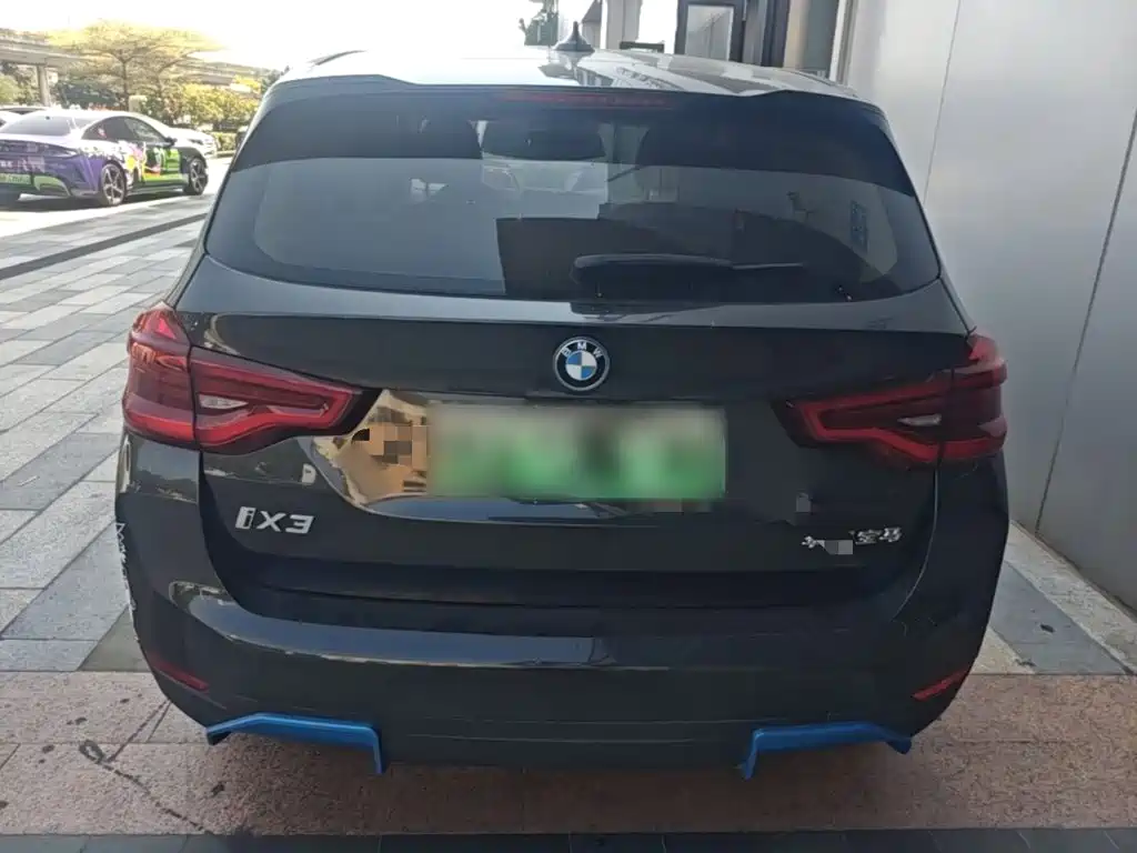 BMW iX3 — миниатюра 6