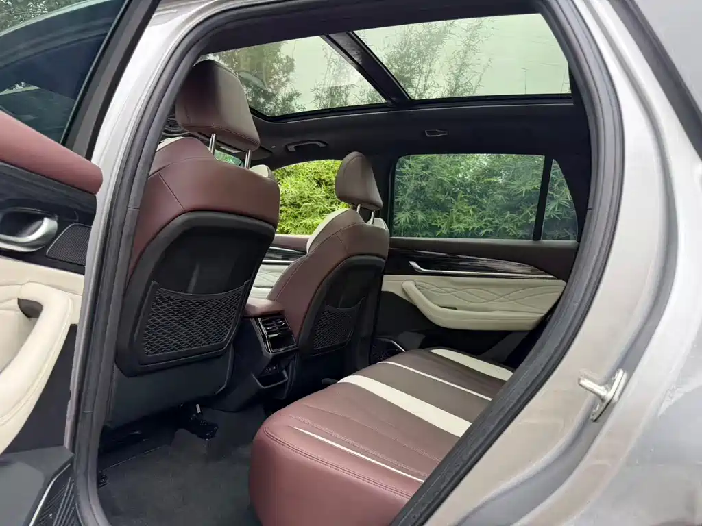 Geely Xingyue L — миниатюра 14