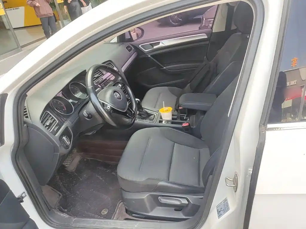 Volkswagen Golf — миниатюра 15