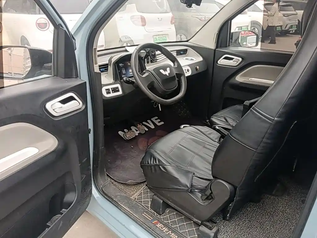 Wuling MINIEV — миниатюра 16