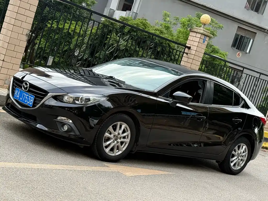 Mazda 3 Axela — миниатюра 2