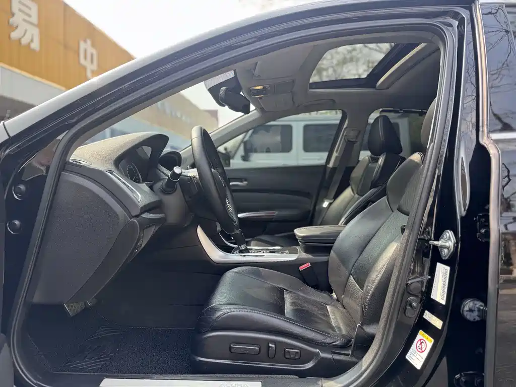 ACURA TLX