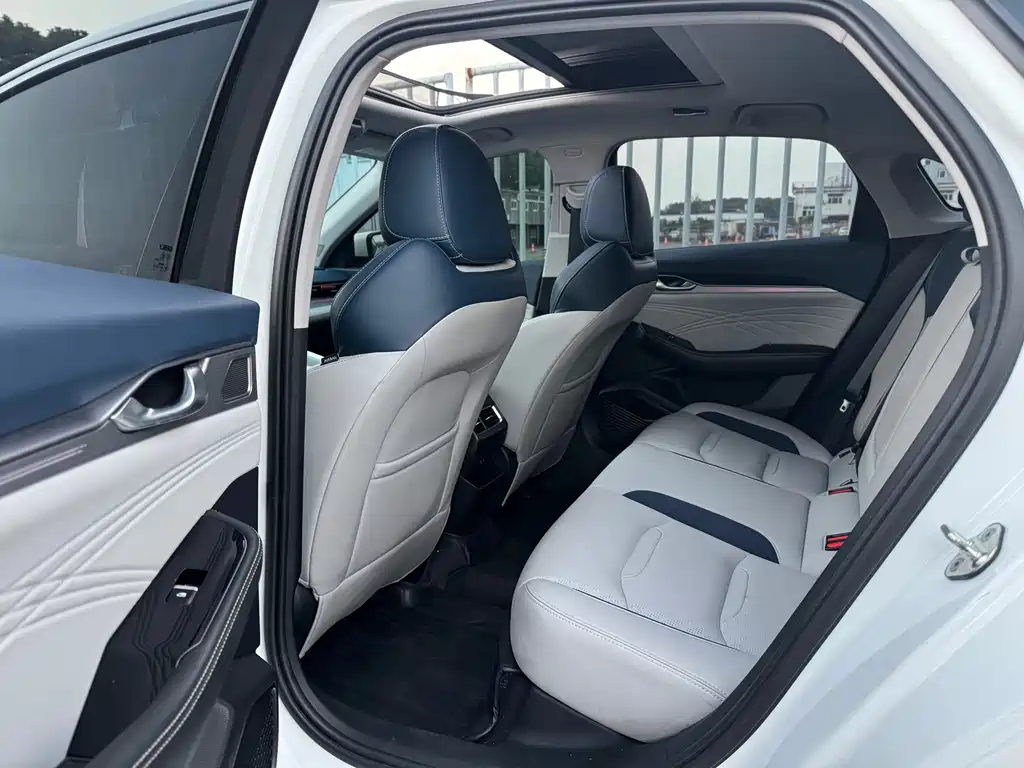 Geely Xingrui — миниатюра 10
