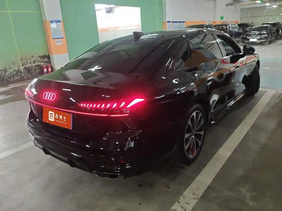 Audi A6L — миниатюра 6