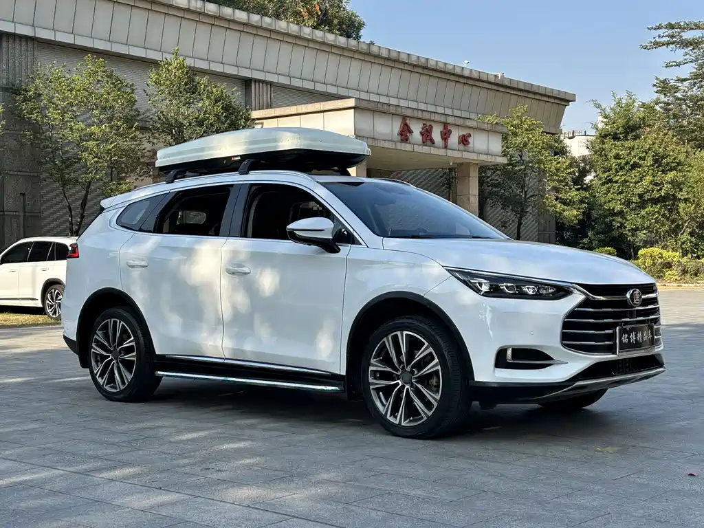 BYD TANG