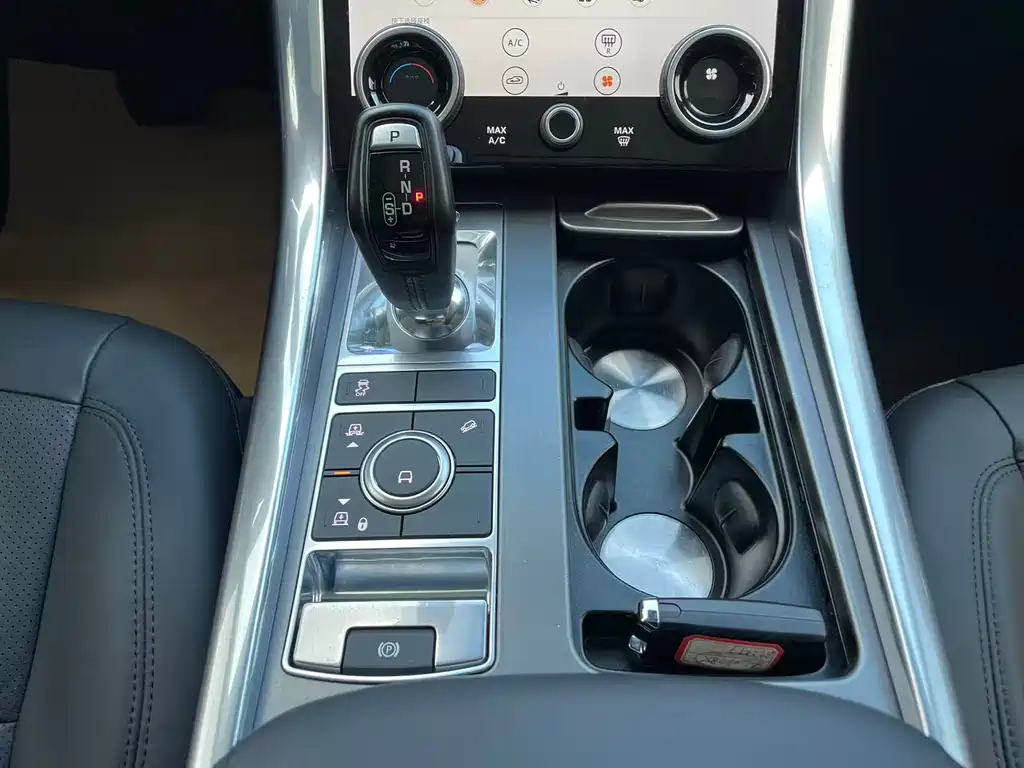 Land Rover Sport — миниатюра 14