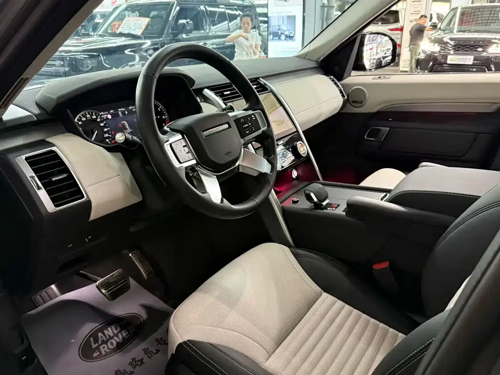 Land Rover Discovery — миниатюра 4