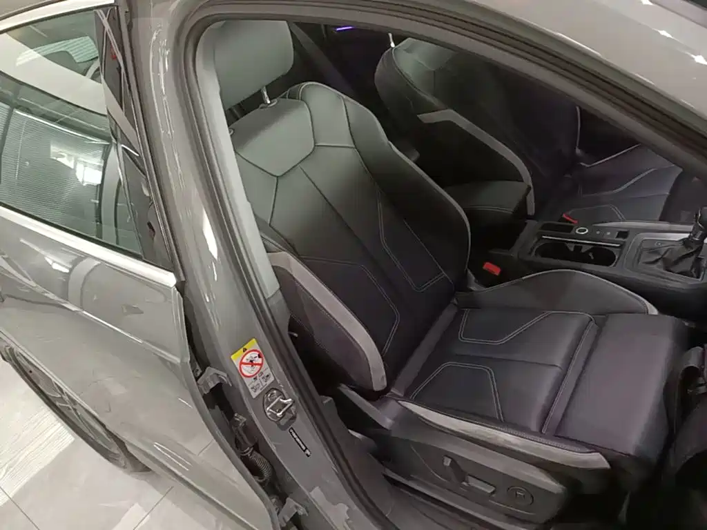 Audi Q3 — миниатюра 25