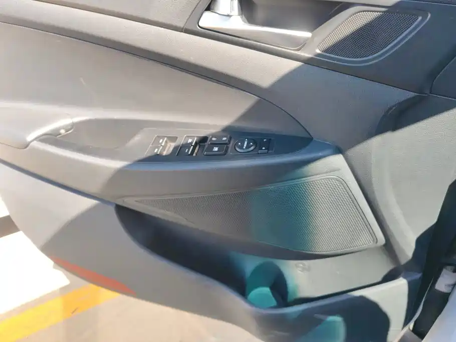Hyundai Tucson — миниатюра 7