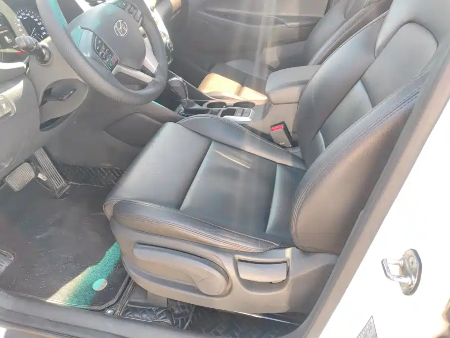 Hyundai Tucson — миниатюра 9