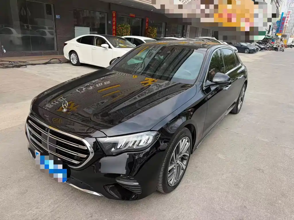 Mercedes-Benz E-Class 2025