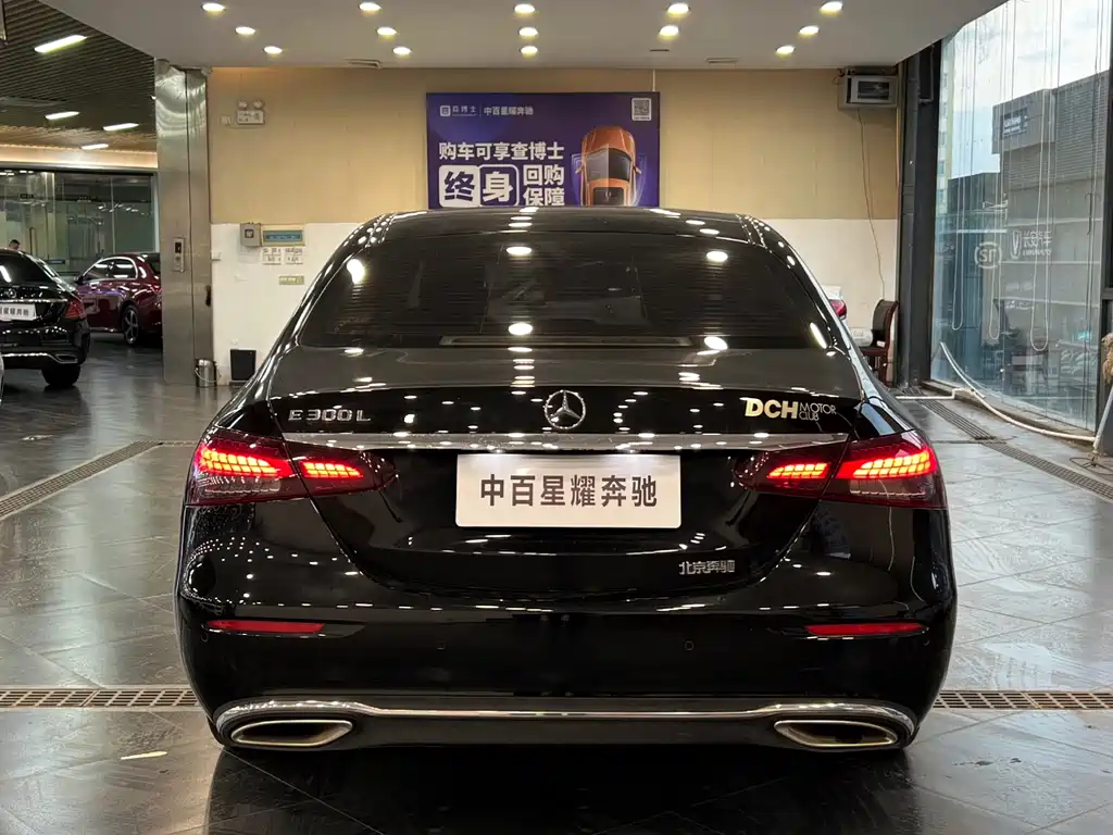 MERCEDES-BENZ E CLASS