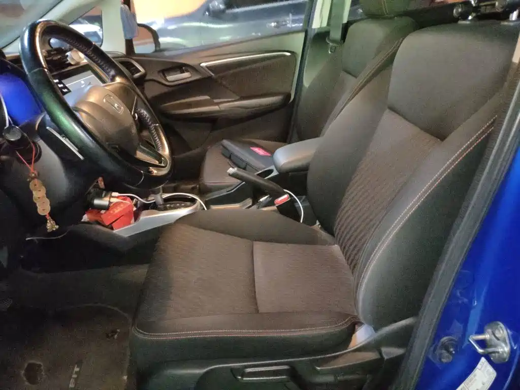 Honda Fit — миниатюра 8