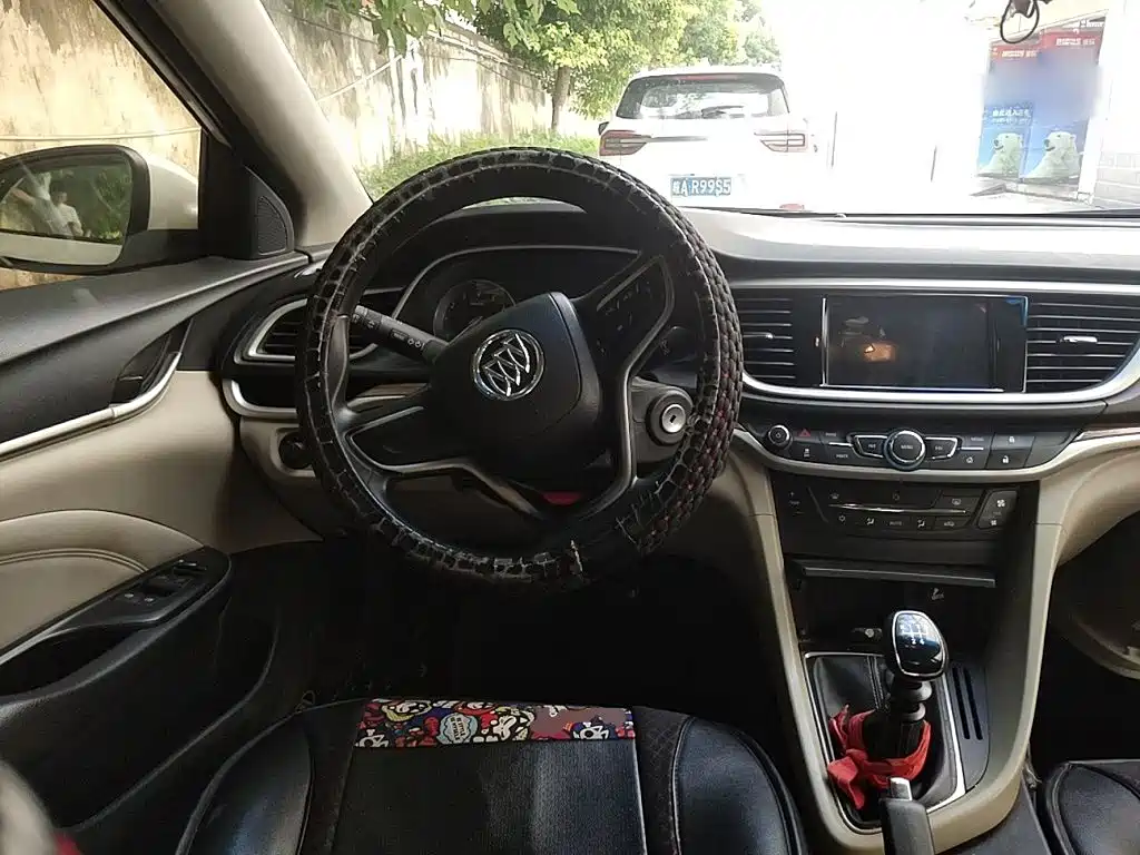 Buick Excelle — миниатюра 11