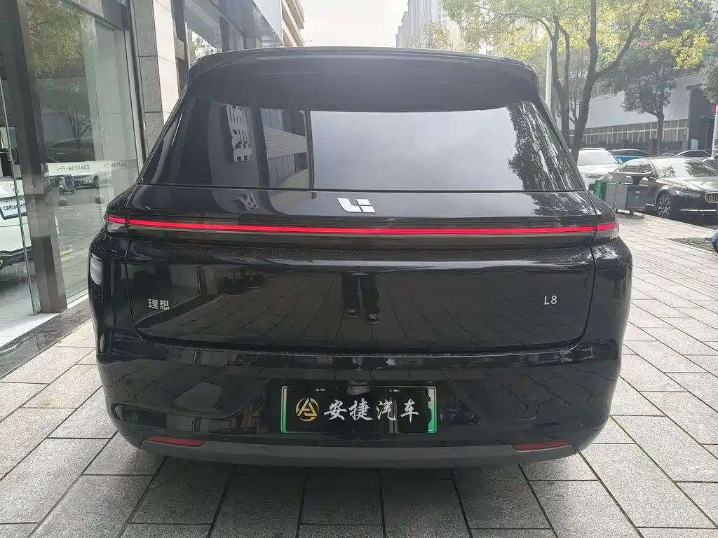 Li Auto IDEAL L8
