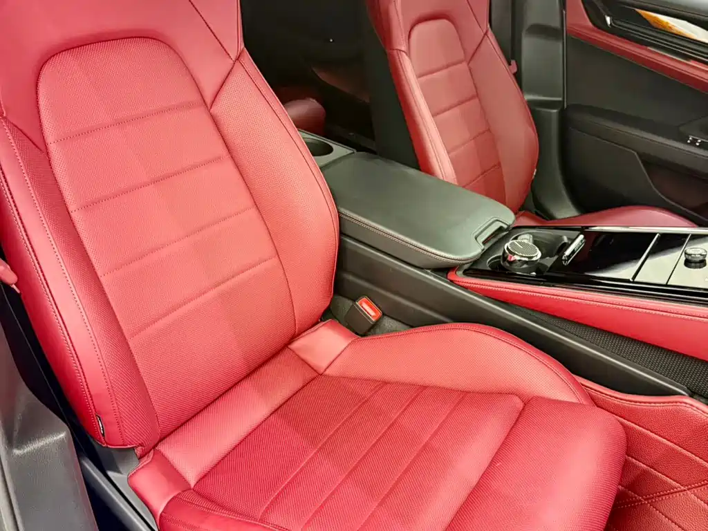 Porsche Panamera — миниатюра 24