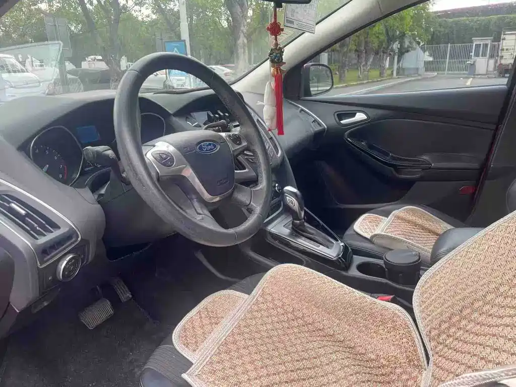 Ford Focus — миниатюра 4