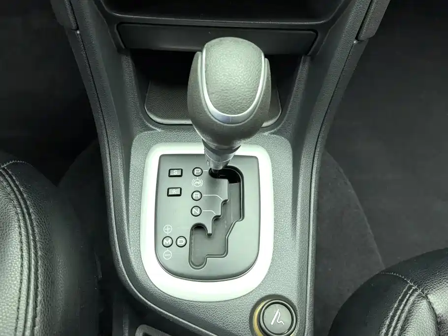 Peugeot 308 — миниатюра 16