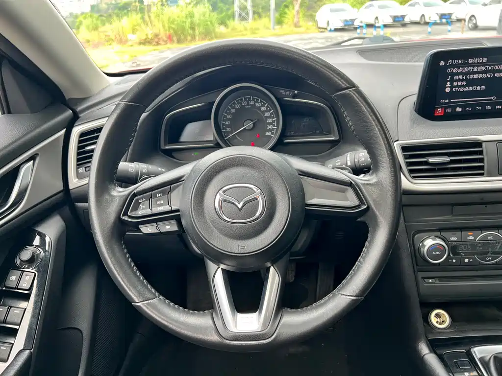 Mazda 3 Axela — миниатюра 21