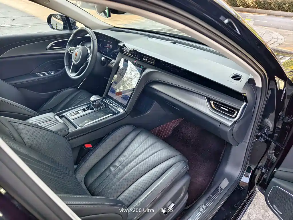 Hongqi Hongqi H5 — миниатюра 9