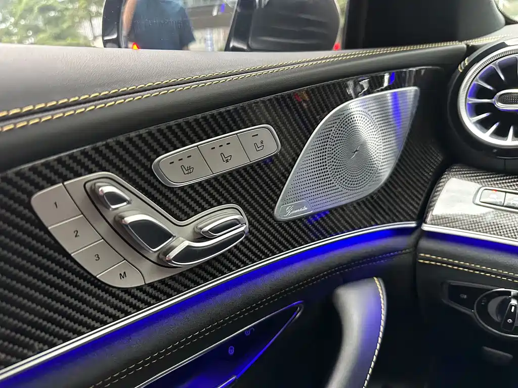 MERCEDES-BENZ AMG GT