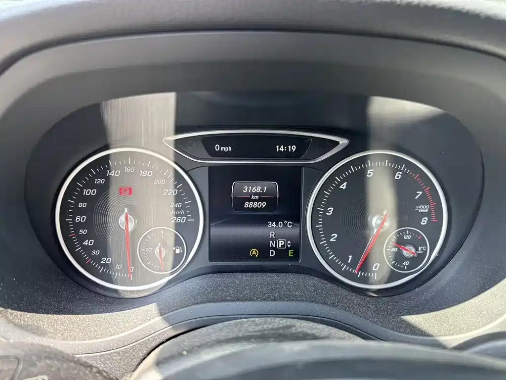 Mercedes-Benz B-Class — миниатюра 3