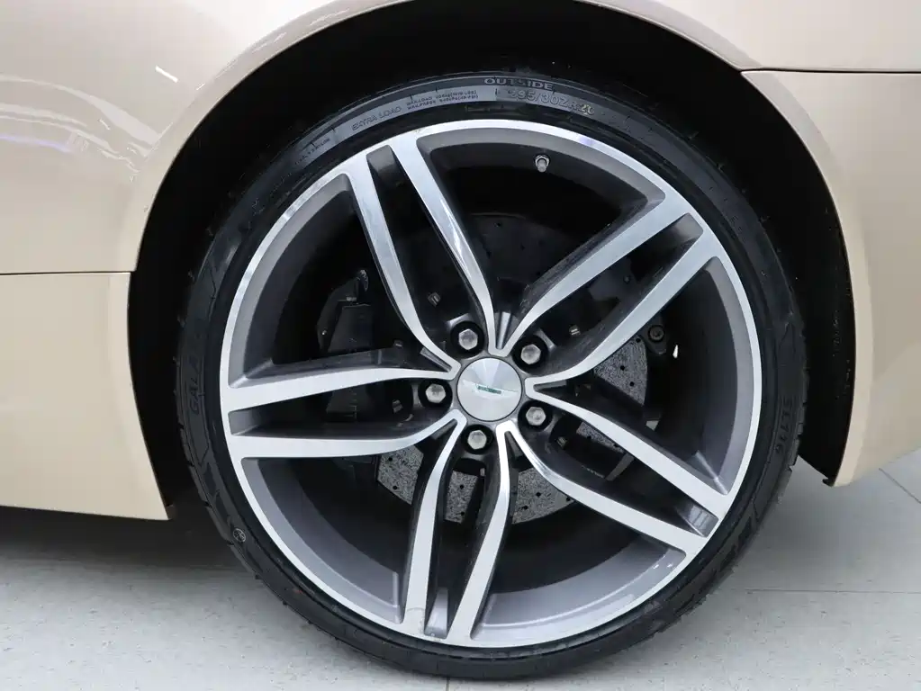 Aston Martin Virage 2012 6.0 Coupe